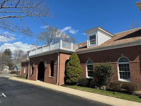 138 Main Street South Kingstown RI 02879