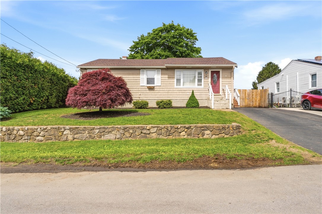29 Dix Avenue