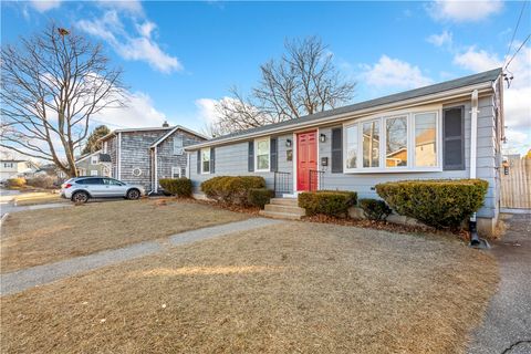 47 Planet Avenue East Providence RI 02915