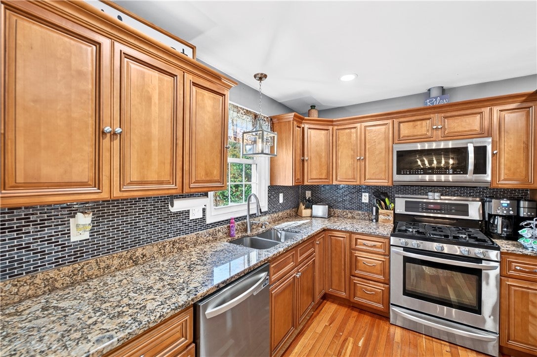 34 Old Danielson Pike A