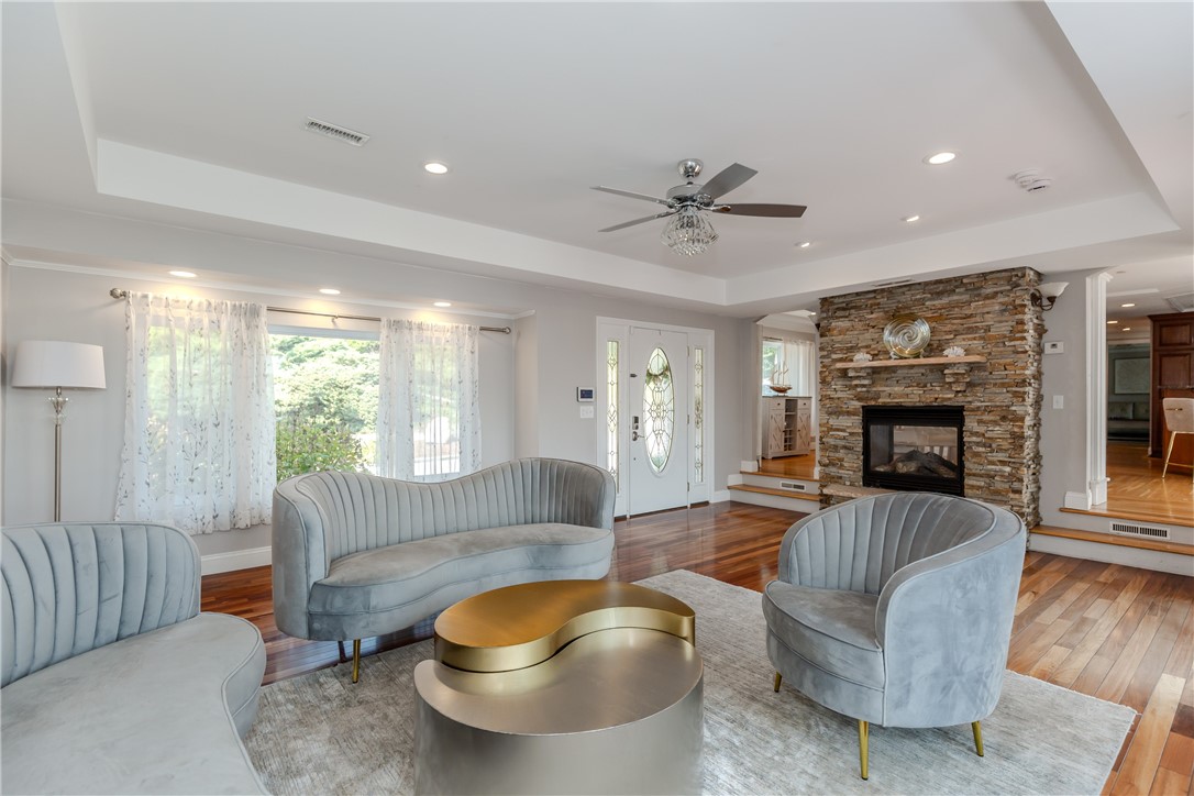 21 Crestwood Road