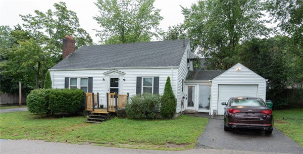 28 HAYWARD RD, WARWICK, RI 02888 - Image e4372ce39373a122d7df40d9cd939b8a/2667441510