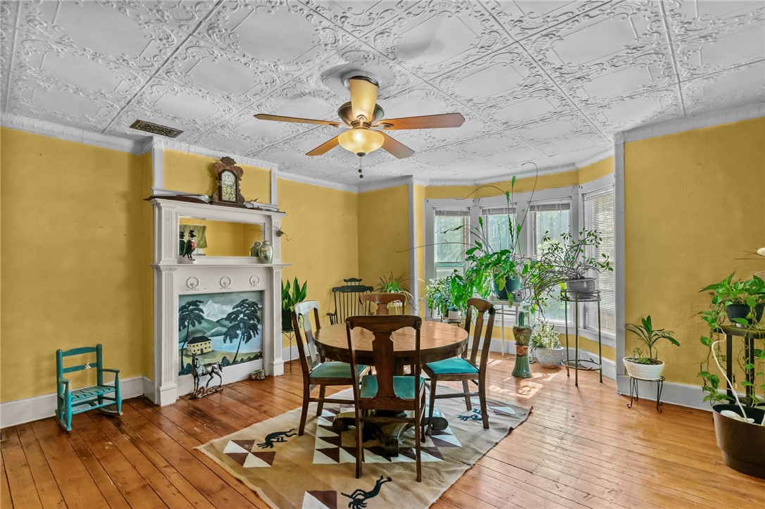 48 Highview Avenue
