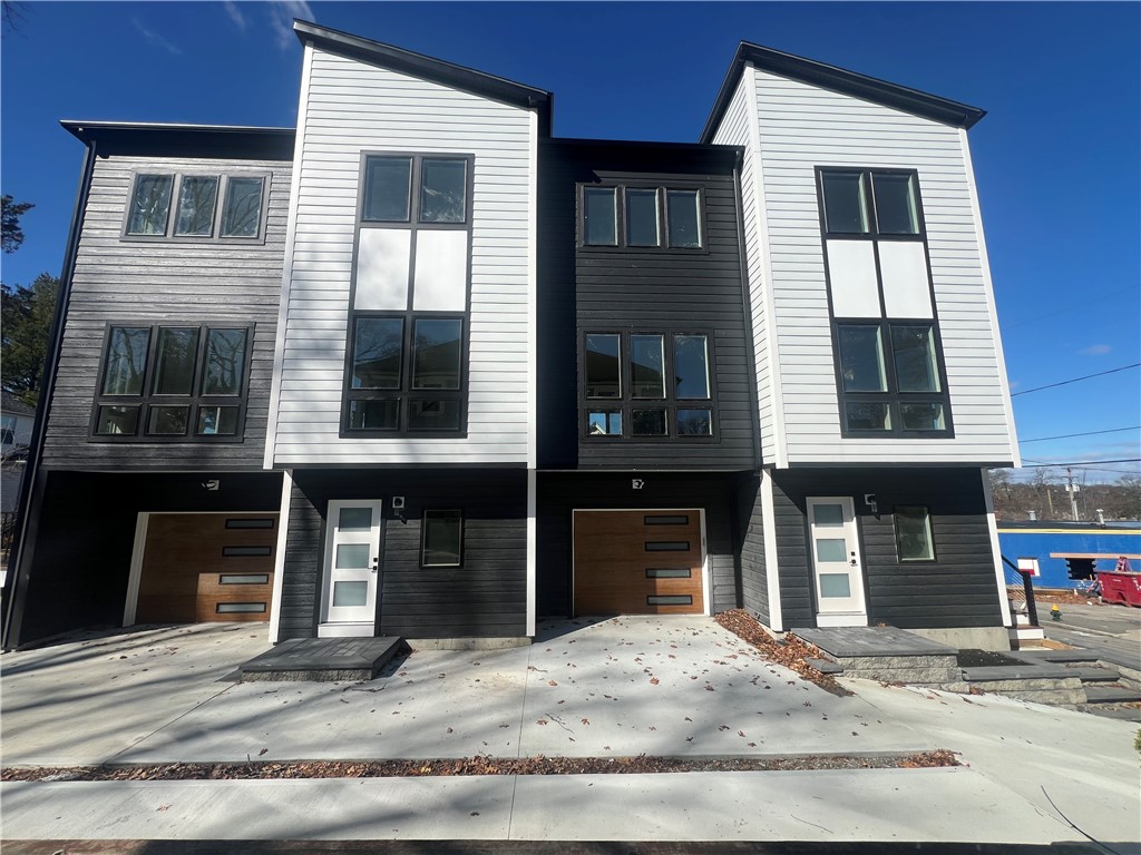 152 Colonial Road 154