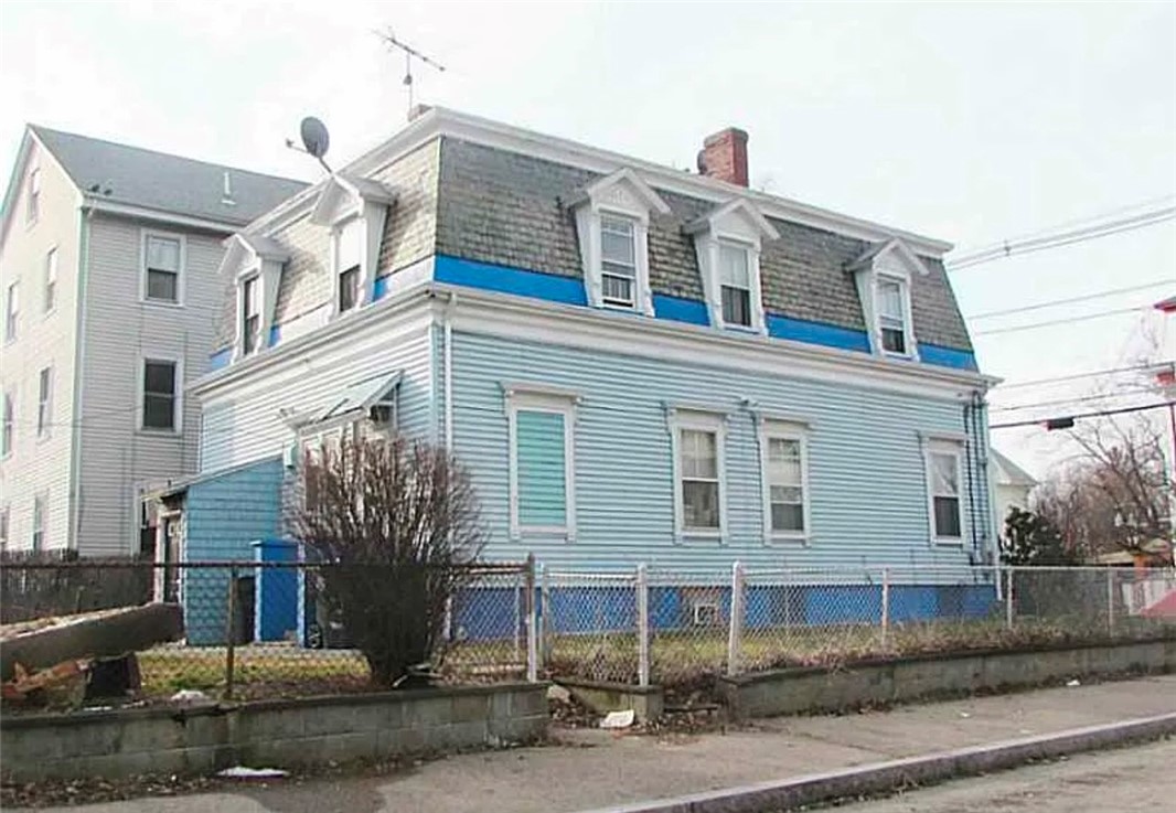 66 Corinth Street