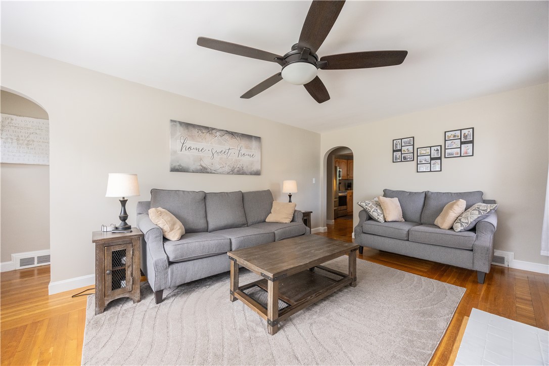 7 New Clark Road