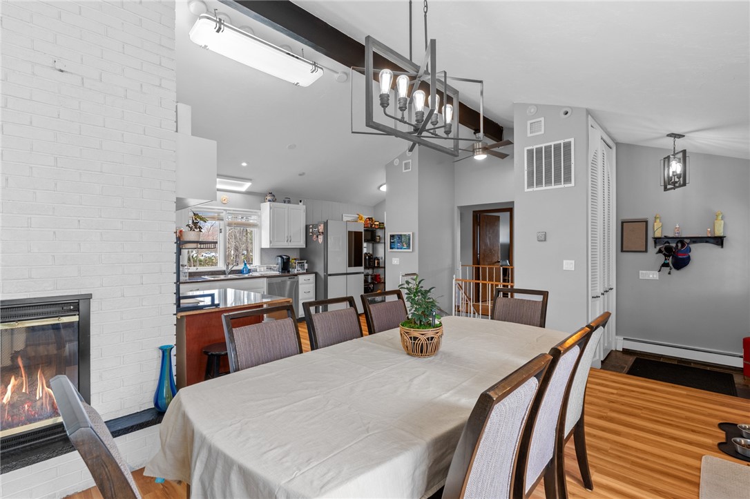 77 Woodlawn Avenue
