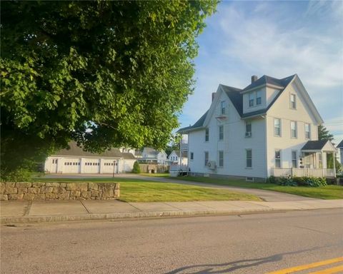 67 Cross Street Westerly RI 02891