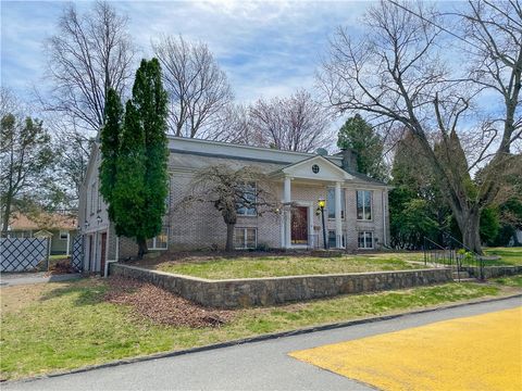 10 Green Valley Drive Johnston RI 02919
