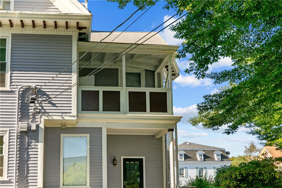 Newport, Rhode Island 02840, United States, 1 Bedroom Bedrooms, ,1 BathroomBathrooms,Residential,Active,176690