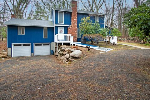 20 Holly Hill Court East Greenwich RI 02818