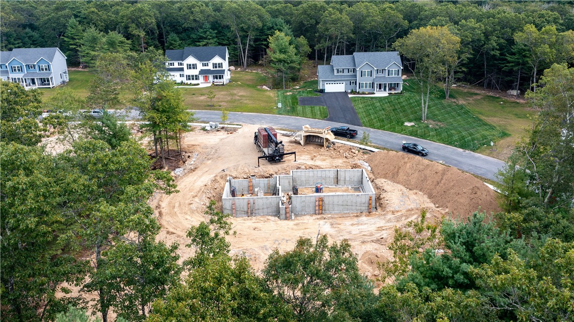 Coventry, Rhode Island 02816, United States, 4 Bedrooms Bedrooms, ,3 BathroomsBathrooms,Residential,Active,200934