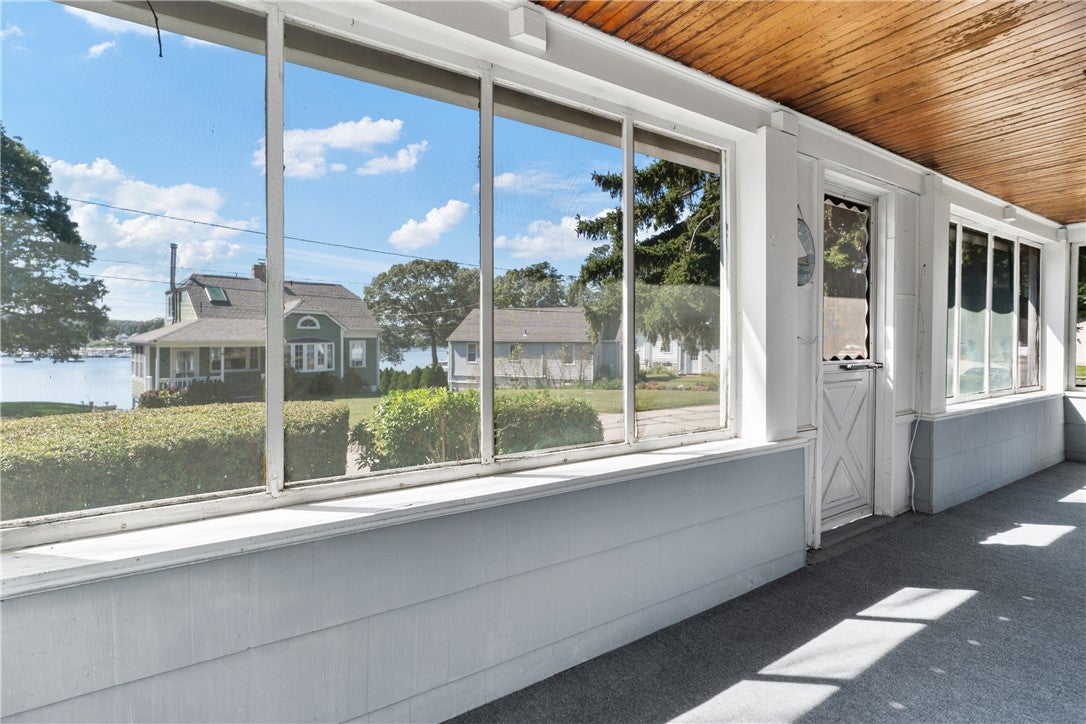 148 Grand View Drive