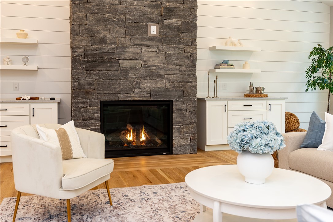 Charlestown, Rhode Island 02813, United States, 3 Bedrooms Bedrooms, ,3 BathroomsBathrooms,Residential,Pending,252248