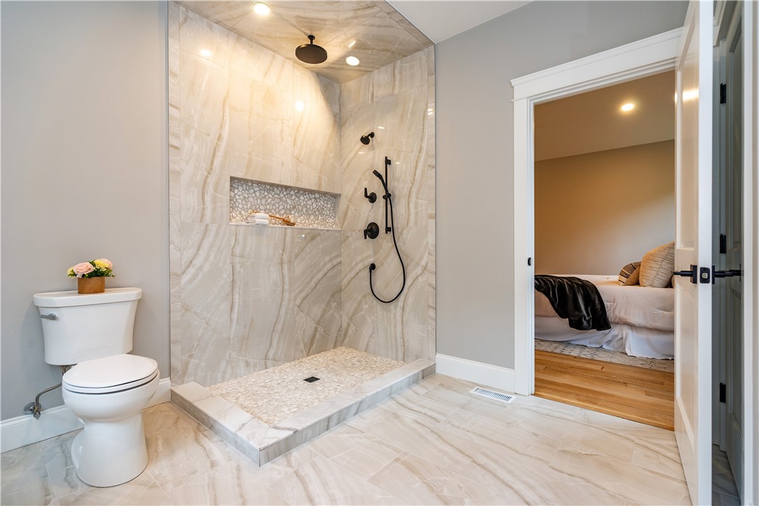 Charlestown, Rhode Island 02813, United States, 3 Bedrooms Bedrooms, ,3 BathroomsBathrooms,Residential,Pending,252248