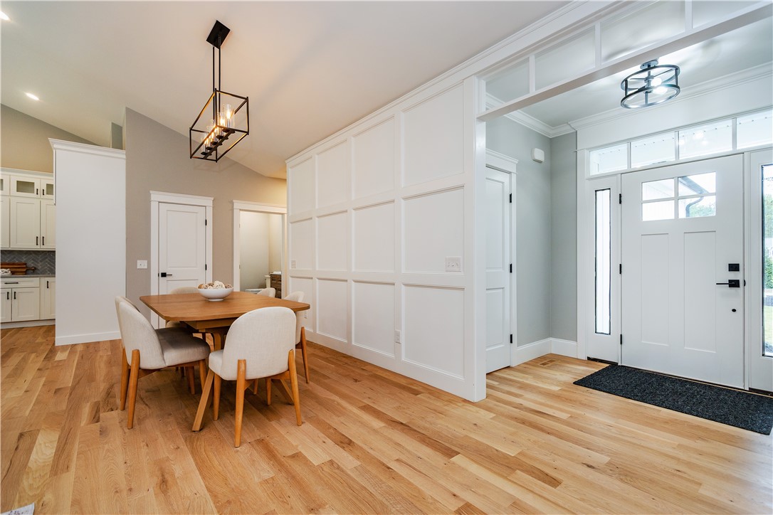 Charlestown, Rhode Island 02813, United States, 3 Bedrooms Bedrooms, ,3 BathroomsBathrooms,Residential,Pending,252248