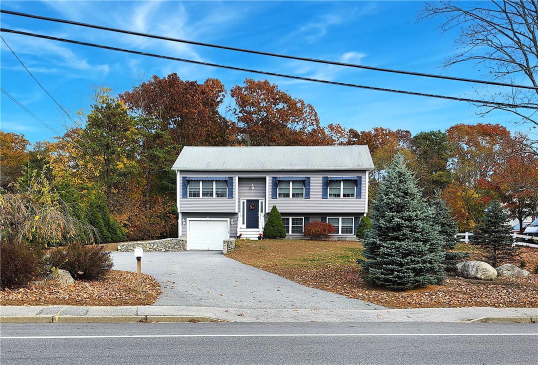 1415 Main Street