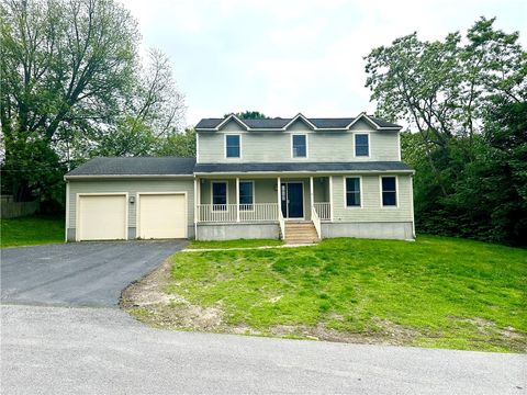 8 Linden Street Bristol RI 02809