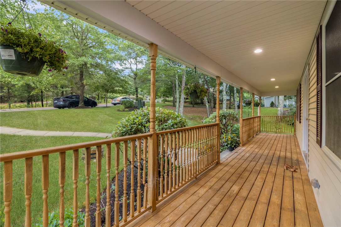 61 Moraine Court