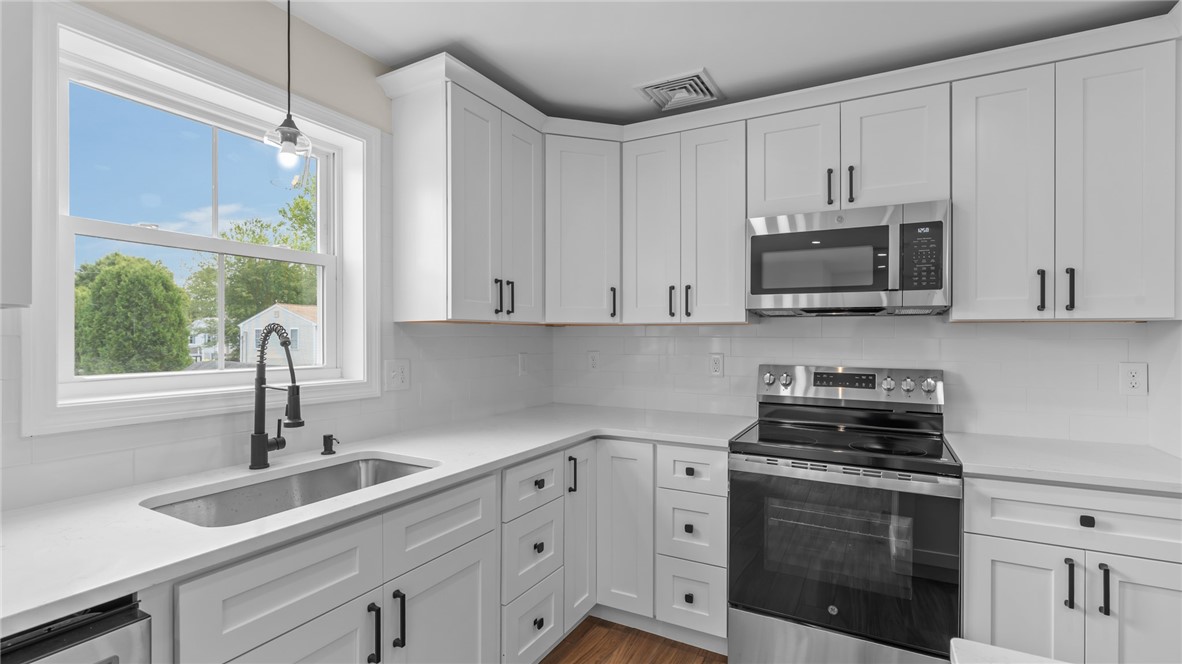 41 N Cornell Avenue