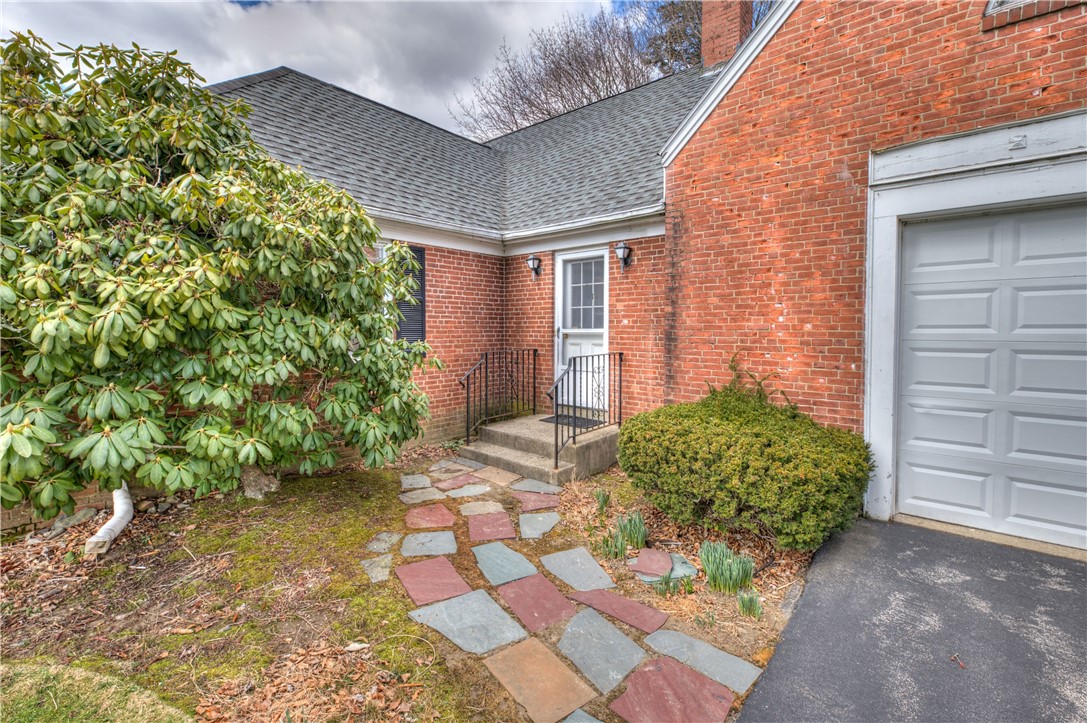 1 Hanley Farm Road A