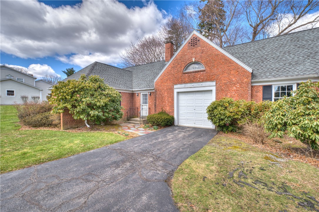 1 Hanley Farm Road A