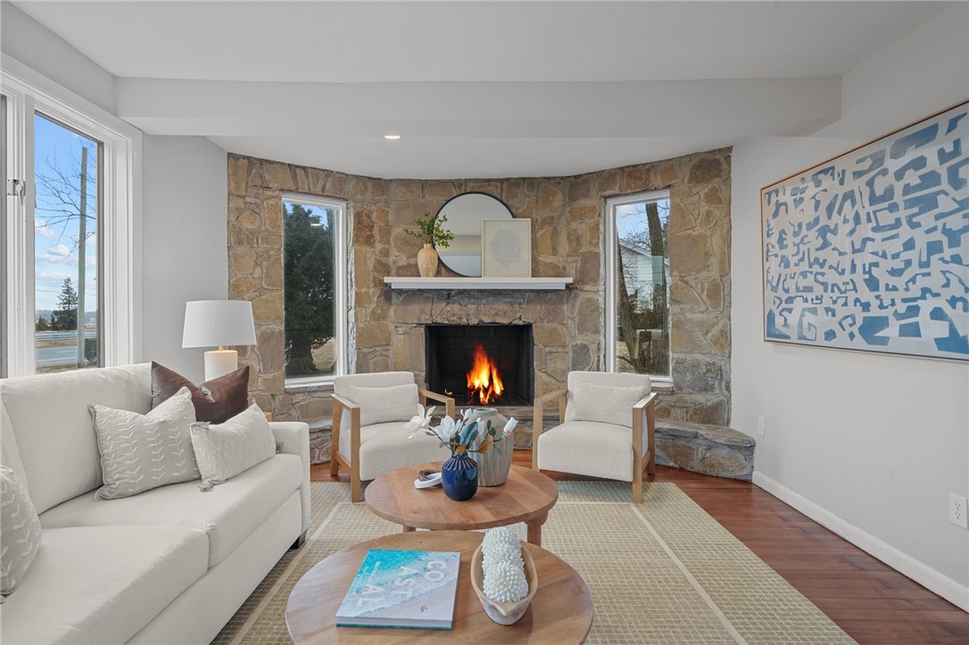 1705 Wampanoag Trail