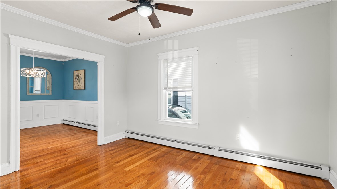 180 Darlingdale Avenue