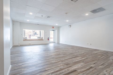 570 Putnam Pike Smithfield RI 02828