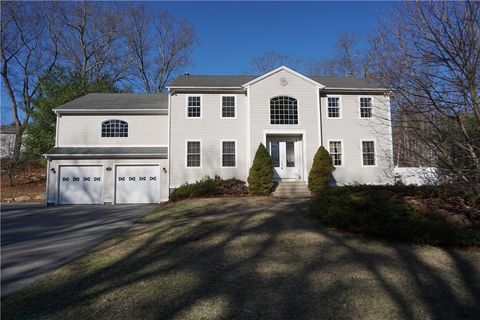 16 Louise Ann Drive, Smithfield, RI 02917 - MLS#: 1382774
