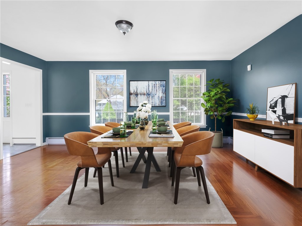 Warwick, Rhode Island, 02886, United States, 4 Bedrooms Bedrooms, ,3 BathroomsBathrooms,Residential,Active,2044602