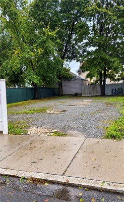 158 GALLUP ST, PROVIDENCE, RI 02905 - Image e6caacd44b8dfb0a43ba5fa7902e1eb5/2949037090