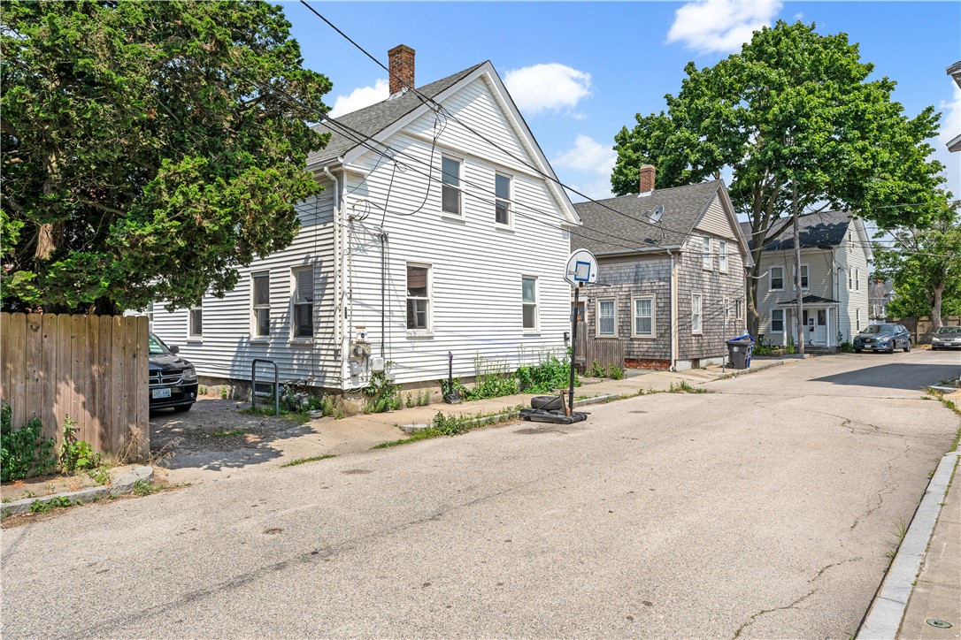 21 Davis Street