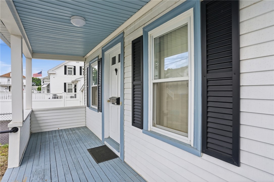 10 Mayflower Street