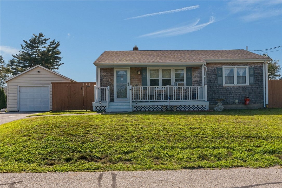 7 Thurston Avenue