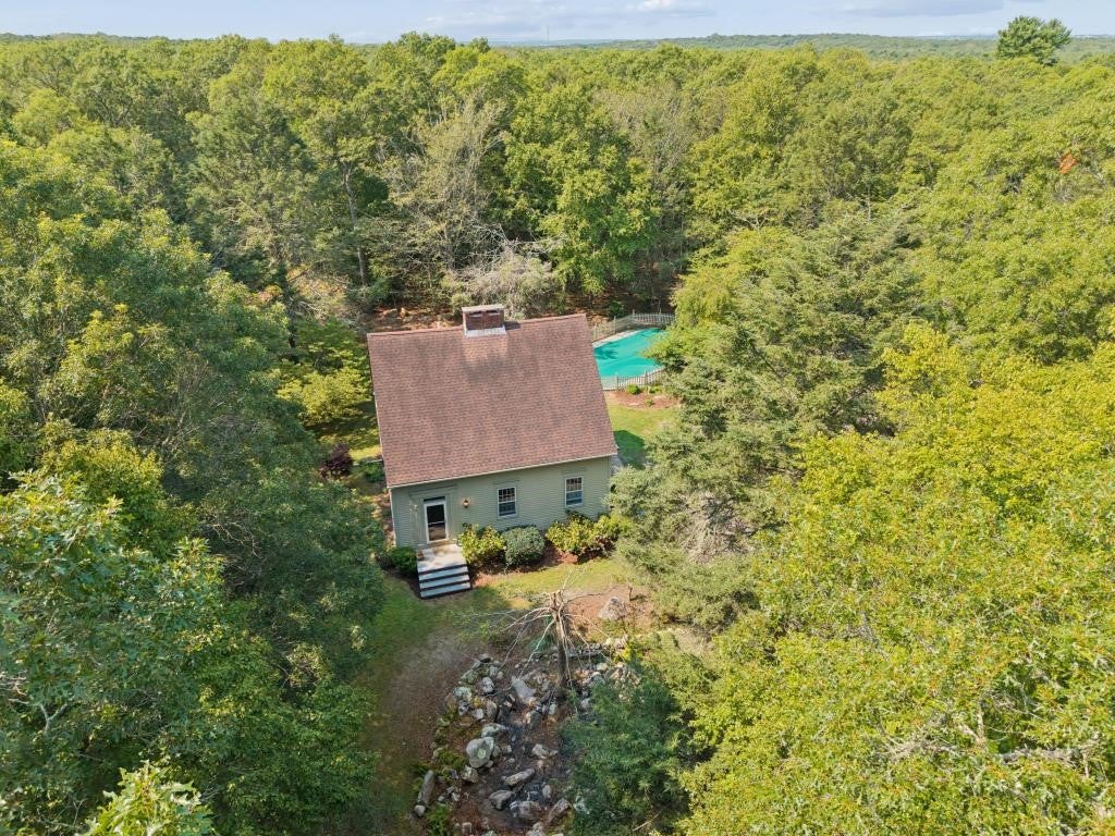 840 Lake Road