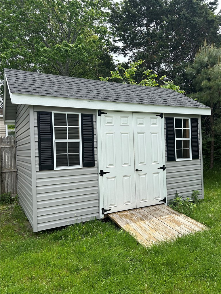 33 Hemlock Road