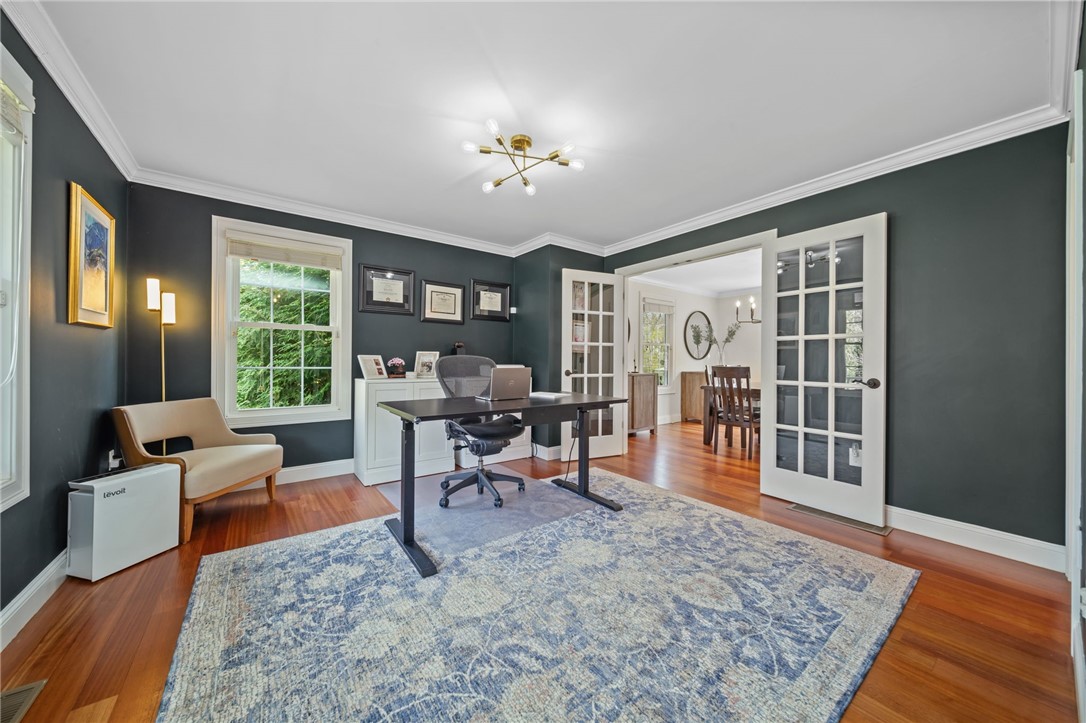 East Greenwich, Rhode Island 02818, United States, 3 Bedrooms Bedrooms, ,3 BathroomsBathrooms,Residential,Pending,122412