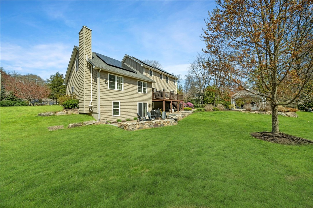 East Greenwich, Rhode Island 02818, United States, 3 Bedrooms Bedrooms, ,3 BathroomsBathrooms,Residential,Pending,122412