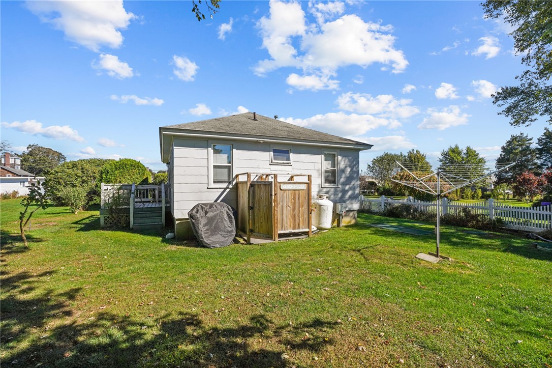 32 Crandall Avenue