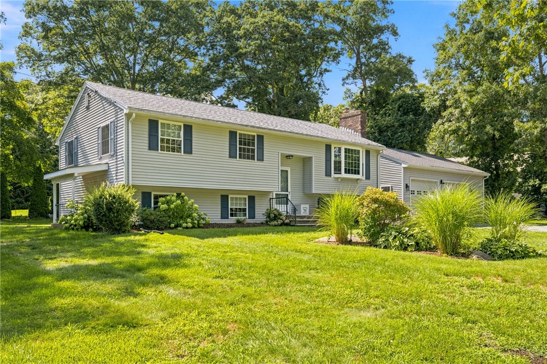 19 Sawdy Pond Avenue