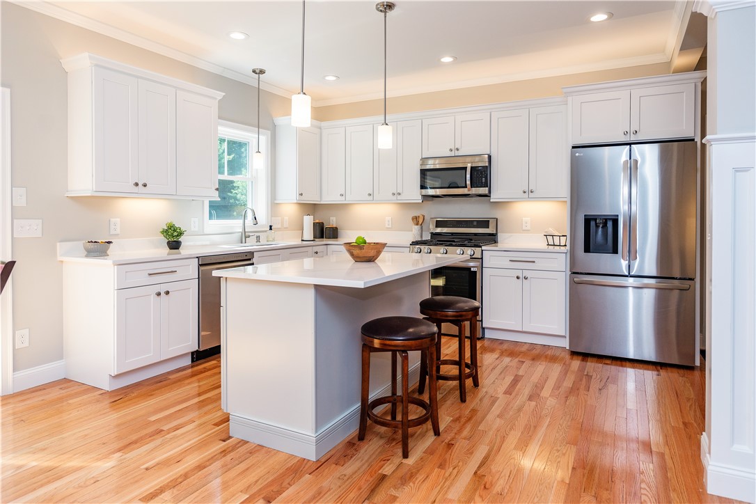 Coventry, Rhode Island 02816, United States, 4 Bedrooms Bedrooms, ,3 BathroomsBathrooms,Residential,Active,229546