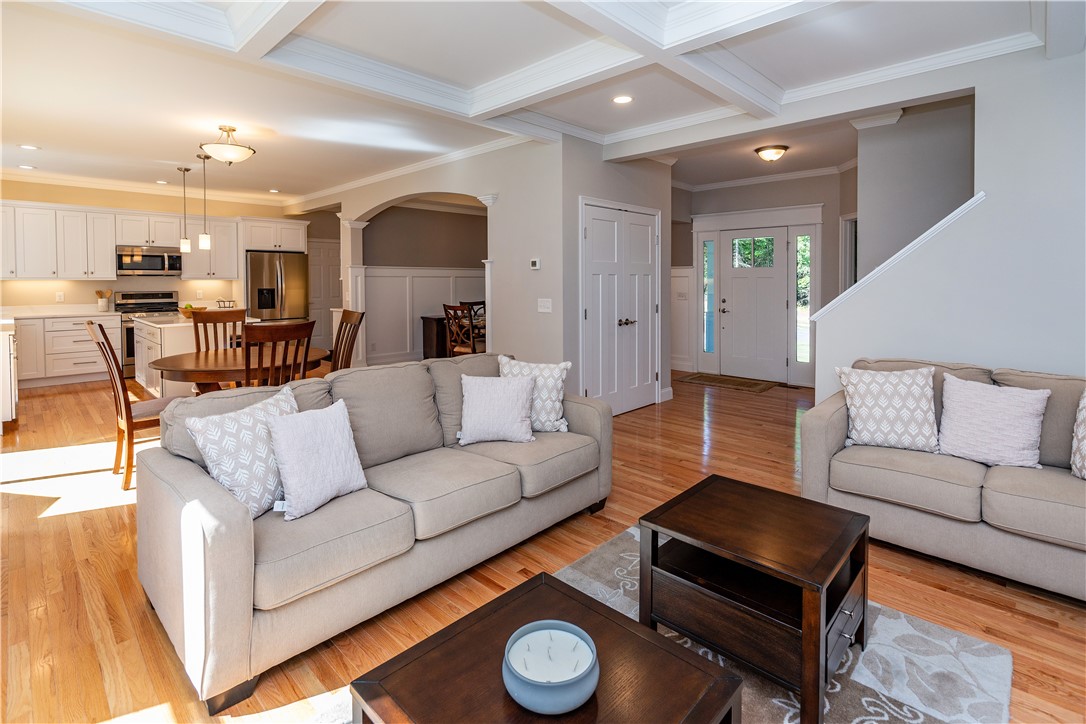 Coventry, Rhode Island 02816, United States, 4 Bedrooms Bedrooms, ,3 BathroomsBathrooms,Residential,Active,229546