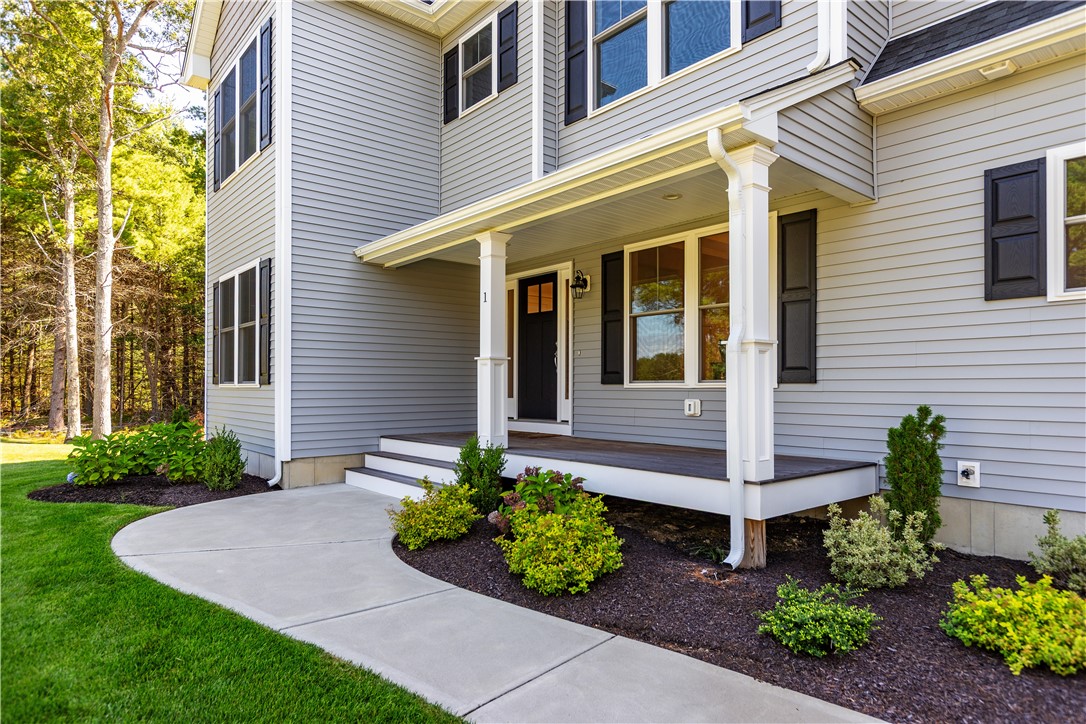 Coventry, Rhode Island 02816, United States, 4 Bedrooms Bedrooms, ,3 BathroomsBathrooms,Residential,Active,229546