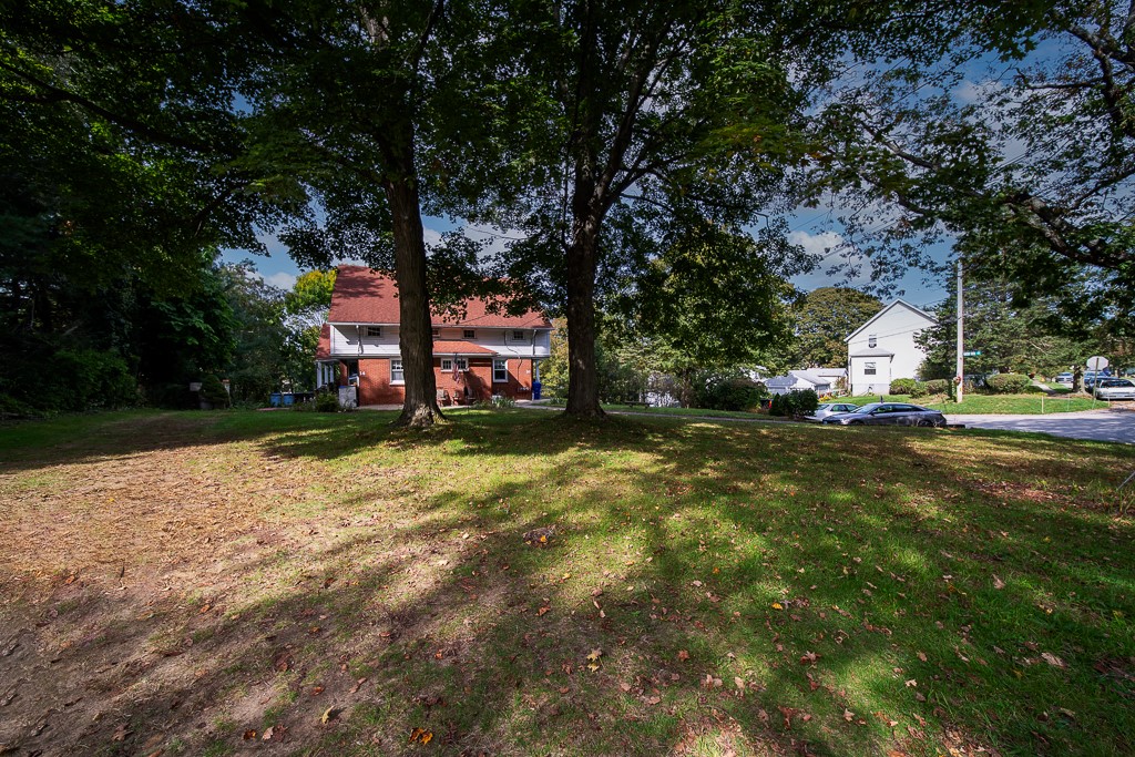 14 Waterview Ave Avenue