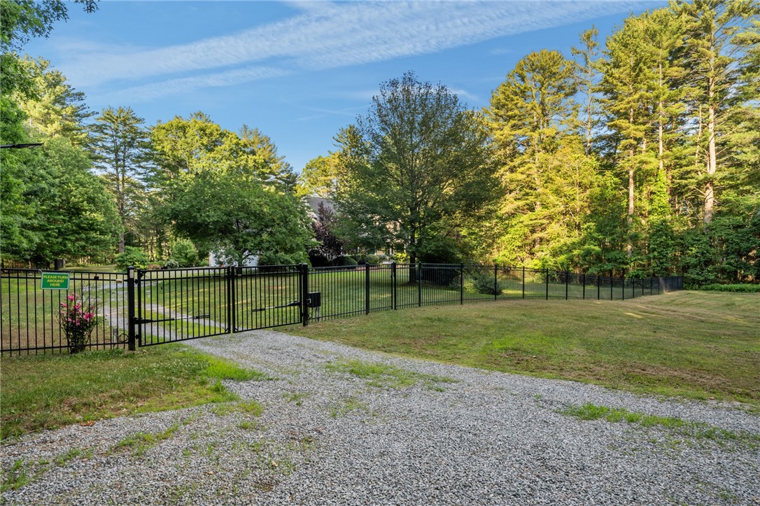 1158 Sisson Road