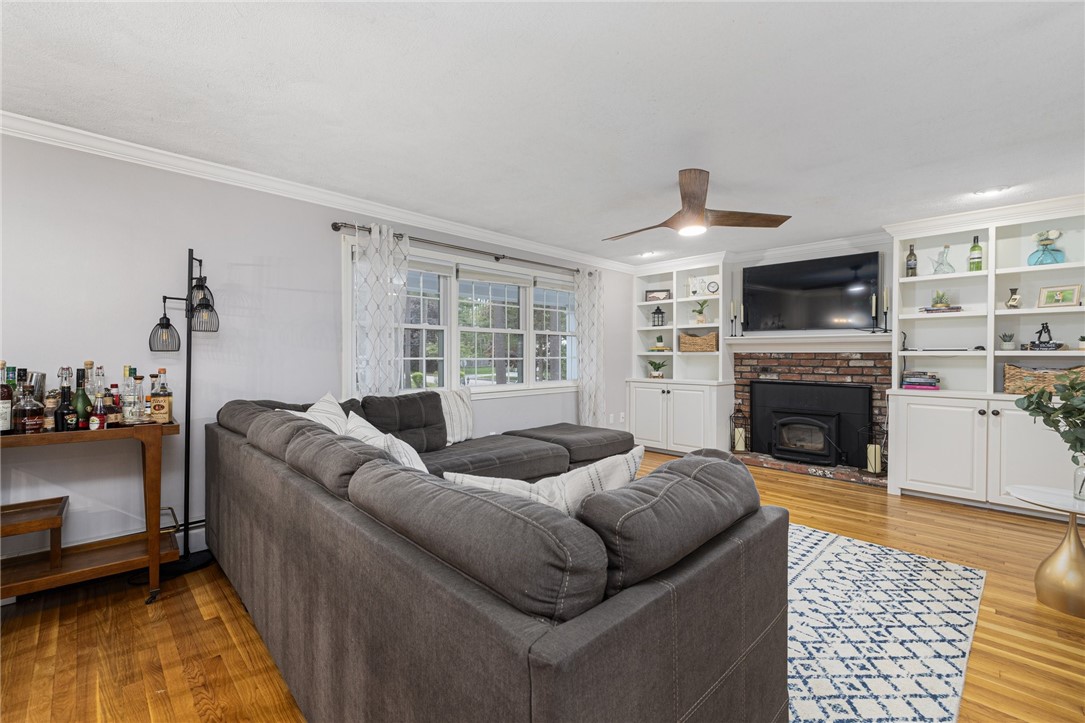 12 Red Maple Road