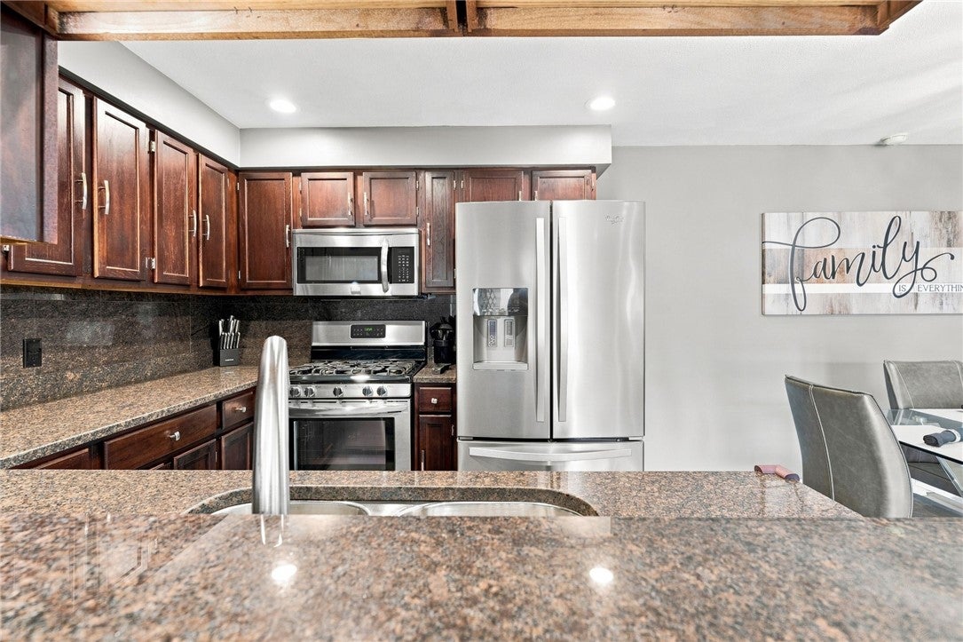 200 Mayfield Avenue C7