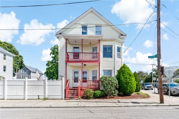 3 MAKIN ST, PAWTUCKET, RI 02861 - Image e85fb9c6a0624099ffb2db84ad67c1ec/4178287537