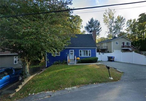 172 Highland Street Cranston RI 02920